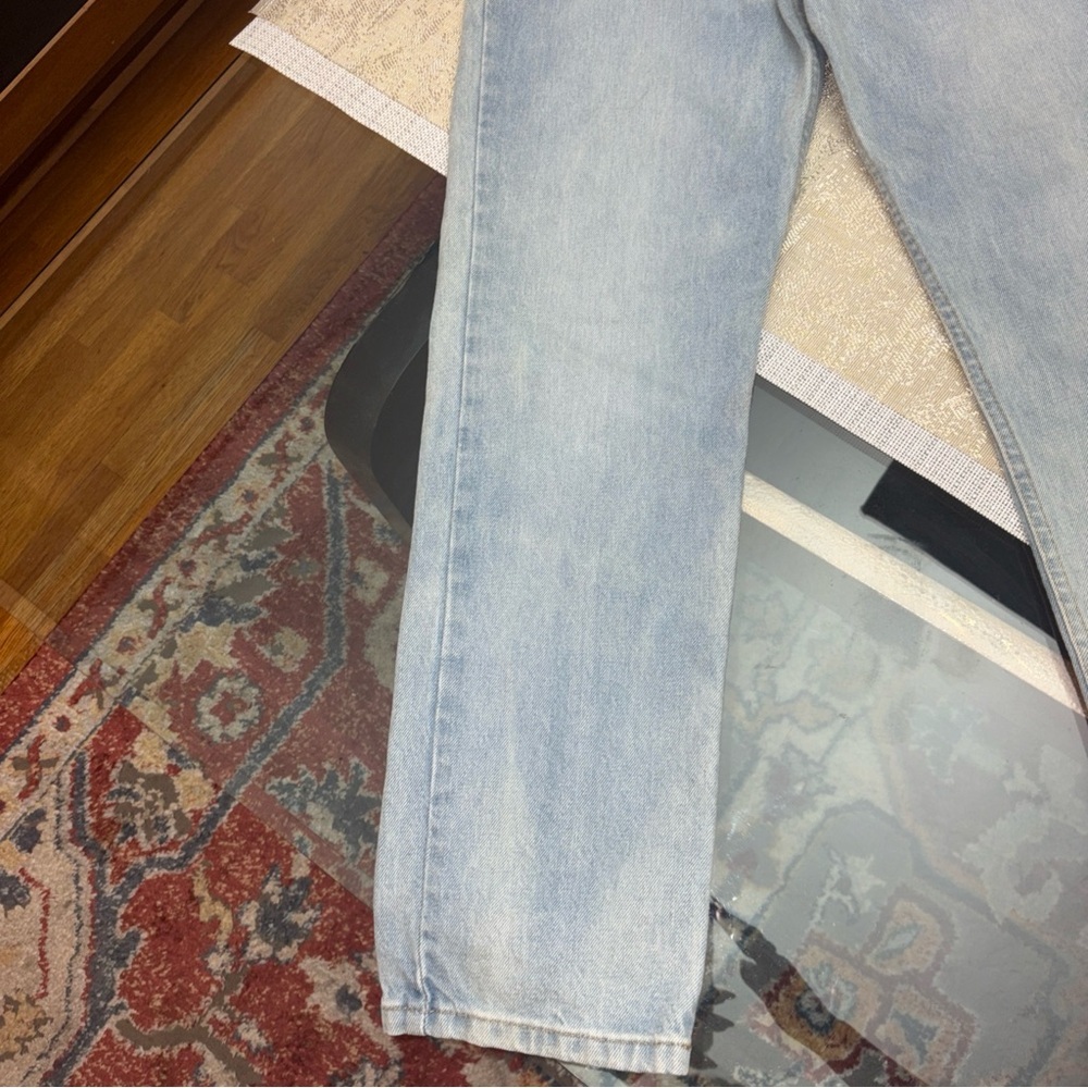 BDG Men's Light Wash Straight Jeans - Picture 3 of 8